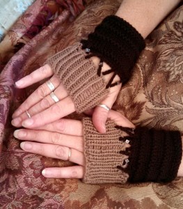 Matilda gloves 2
